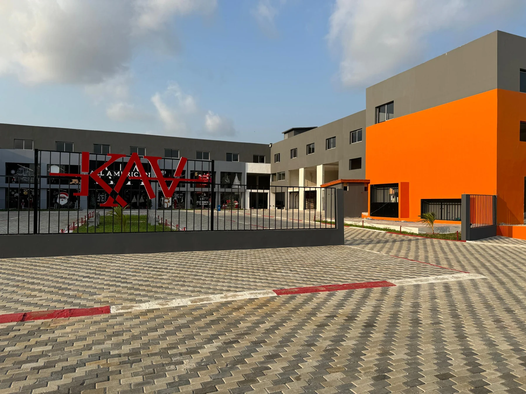 Centre Commercial KAV