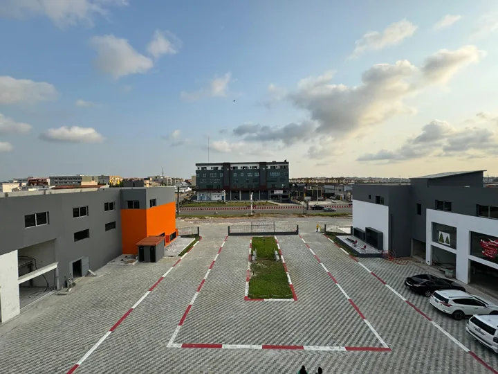Centre Commercial KAV · vue 08