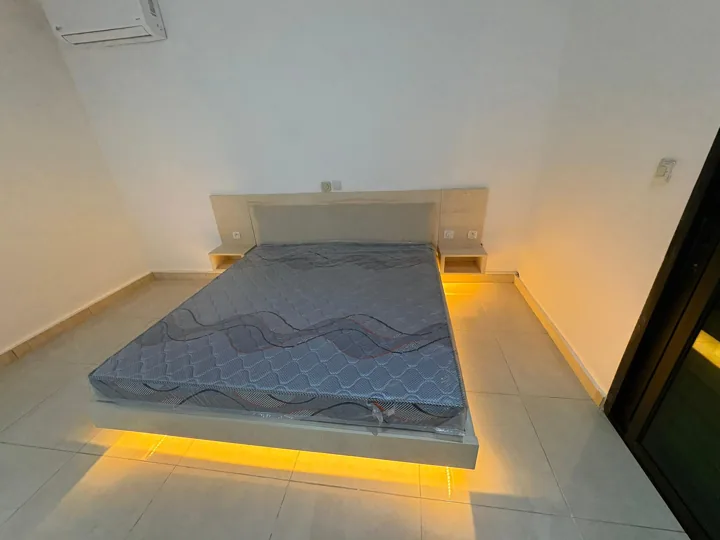 Chambre et éclairage intégré